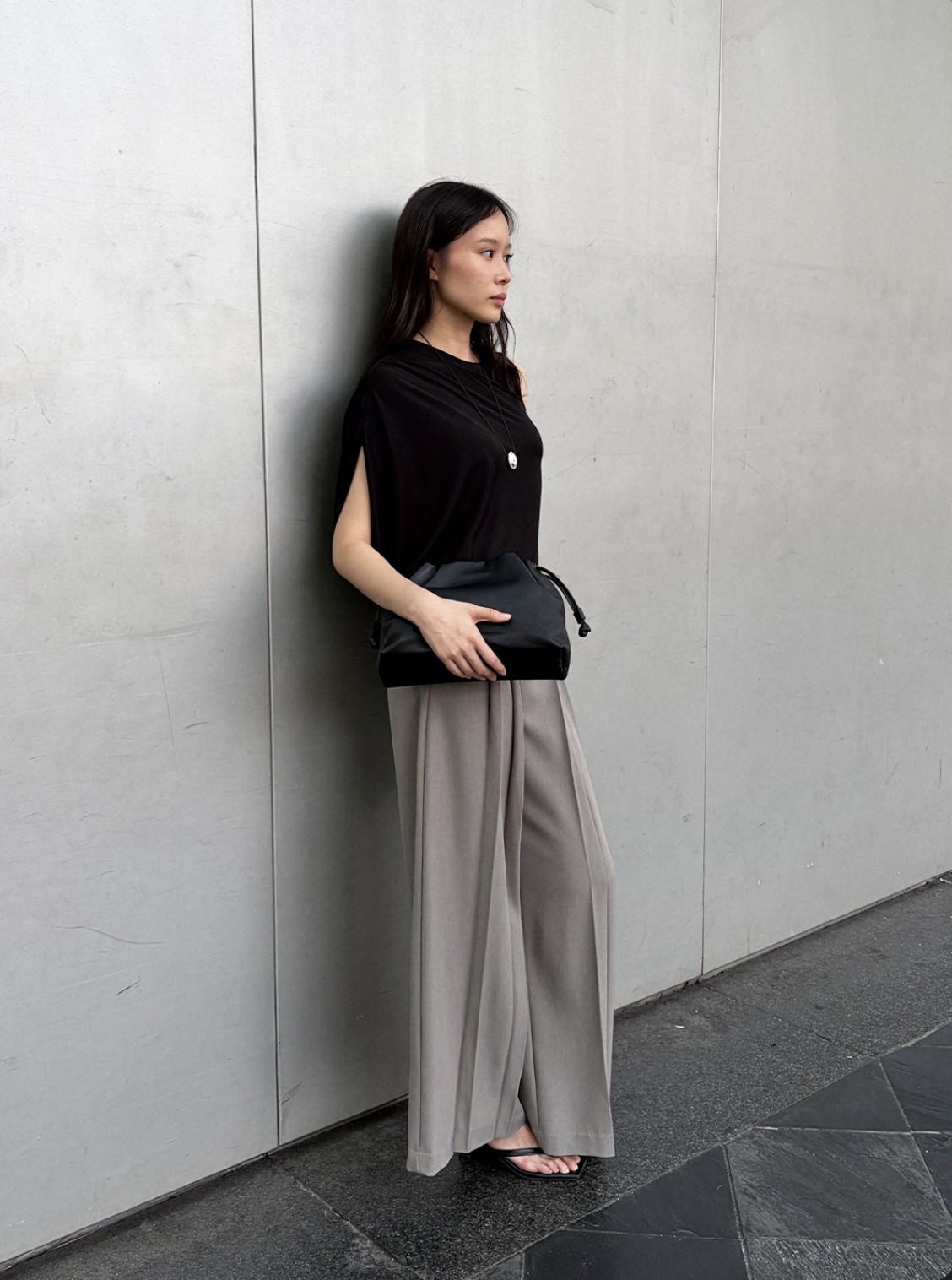 @gg5_official 175cm, Bust 33”, Waist 26”, Hips 36”