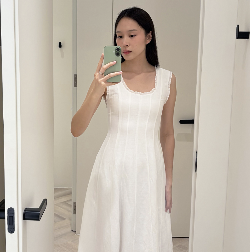 @gg5_official 175cm, Bust 33”, Waist 26”, Hips 36”
