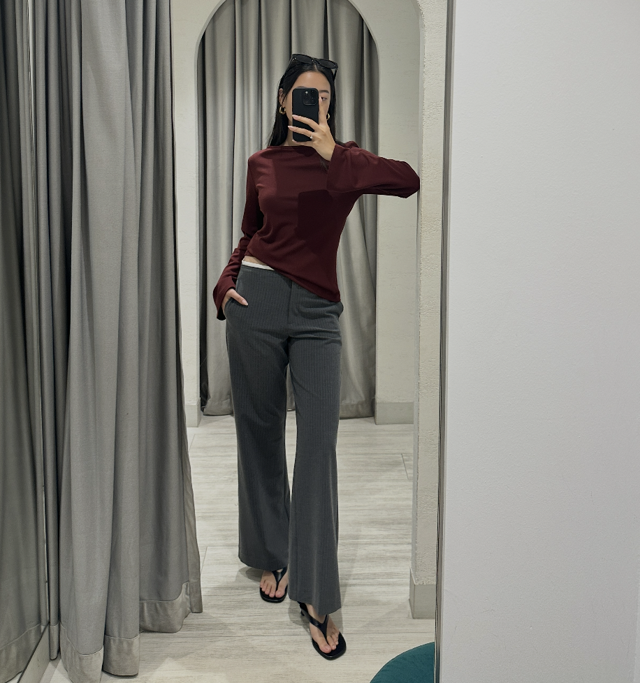 @eun_mjy 164cm, Bust 30.5", Waist 24", Hips 35"