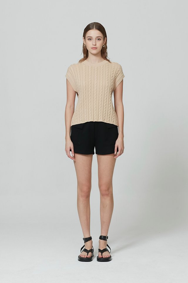 CABLE KNIT TOP