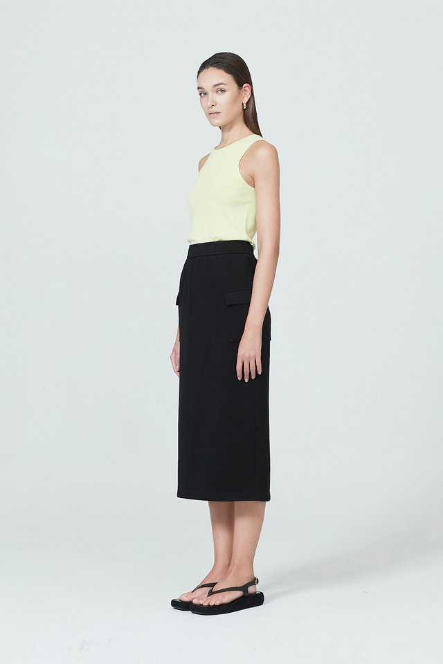 PATCHED POCKETS MIDI SKIRT