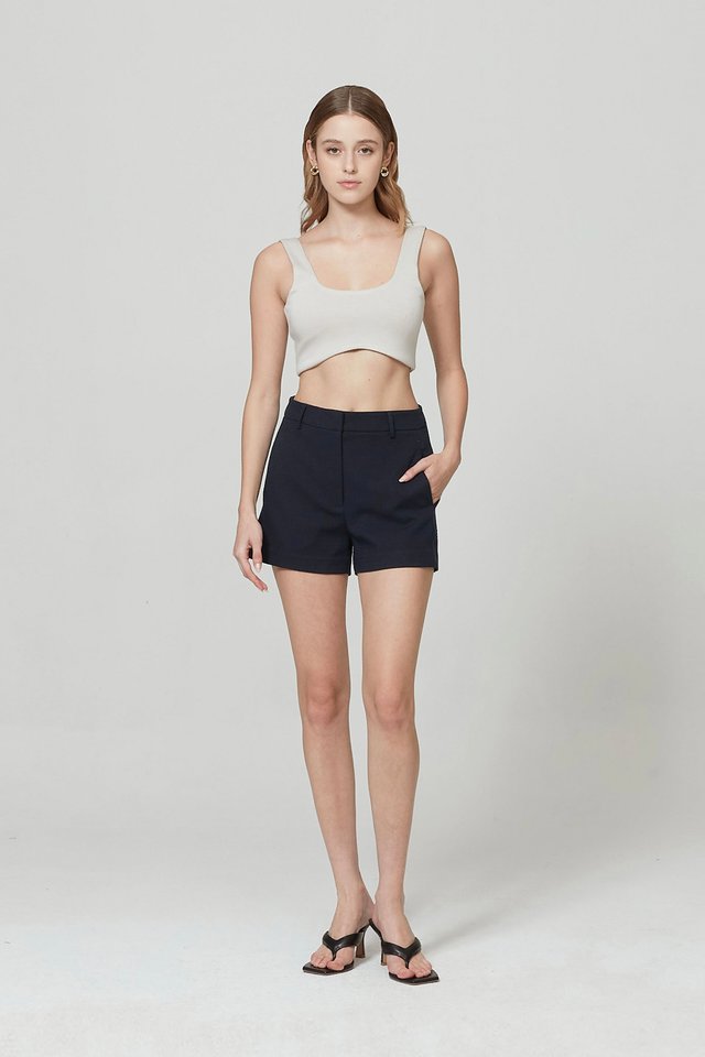 TEXTURED TAILORED SHORTS