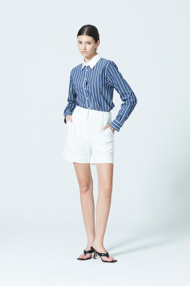 CONTRAST COLLAR SHIRT