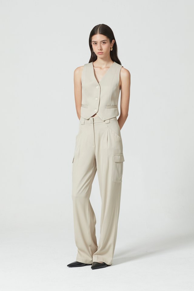 TAILORED CARGO PANTS