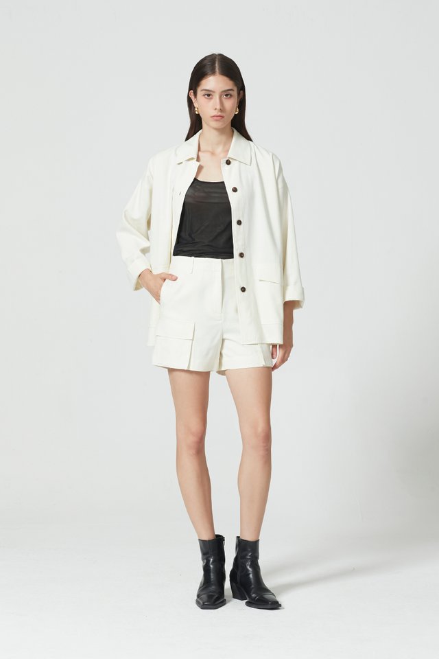 OVERSIZE BUTTON FRONT JACKET