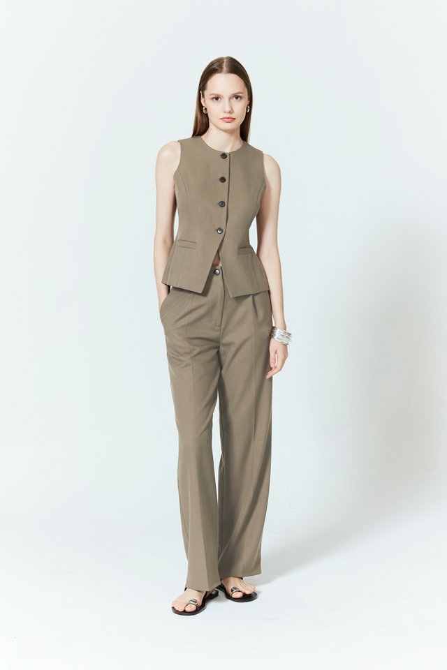 STRAIGHT PANTS