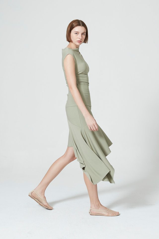ASYMMETRIC RIBBED SKIRT