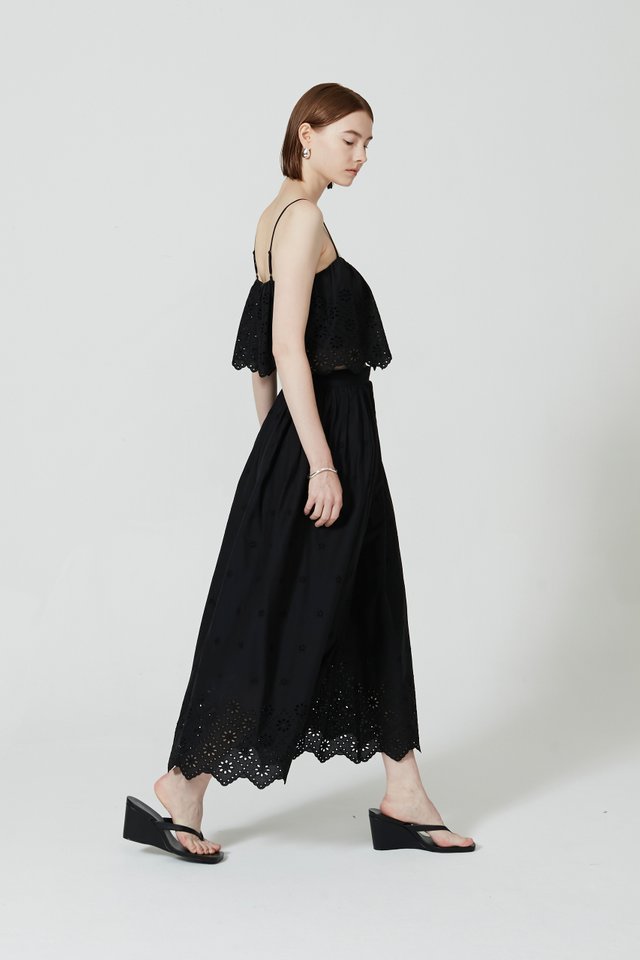 BRODERIE MAXI SKIRT