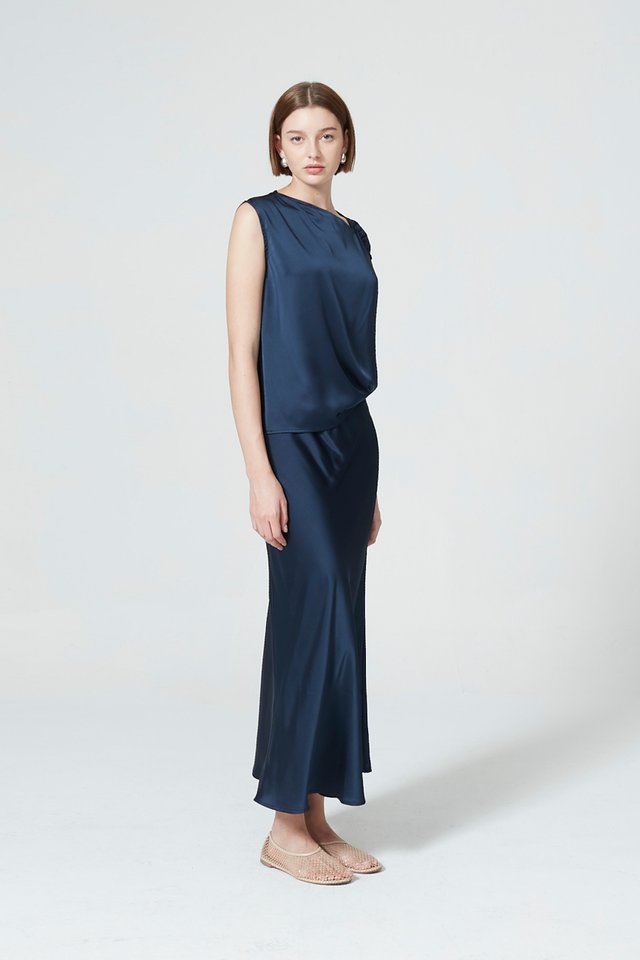 BIAS SATIN SKIRT