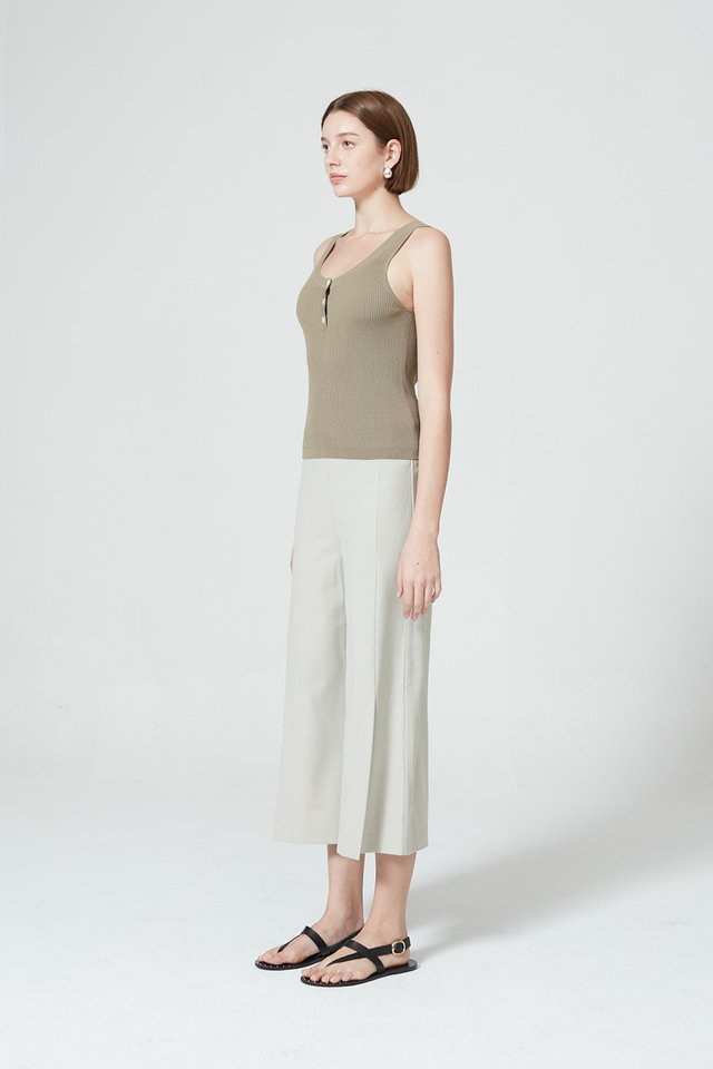 BUTTON FRONT TANK TOP
