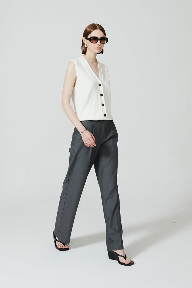OVERSIZE BUTTON DOWN VEST