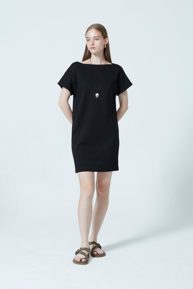 BOAT NECK SHIFT DRESS