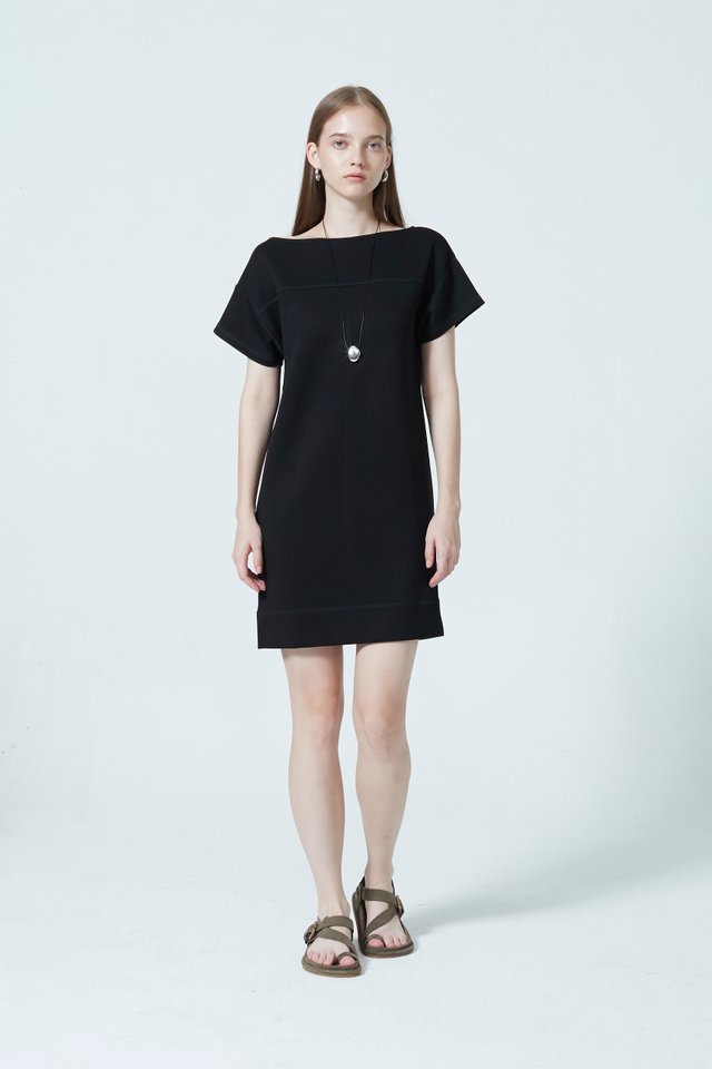 BOAT NECK SHIFT DRESS