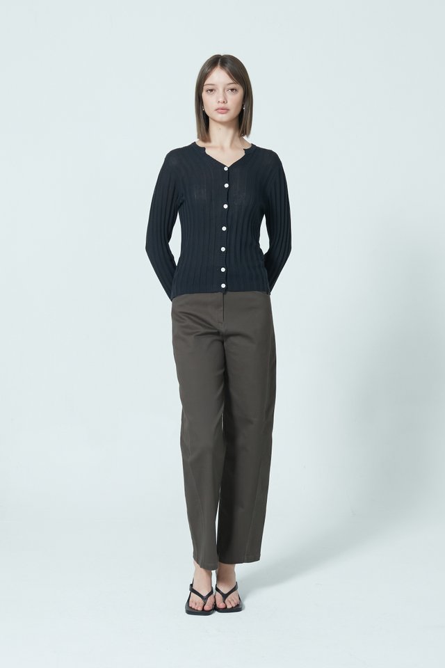 ELASTICATED BACK BARREL PANTS