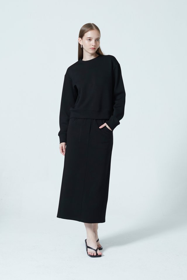 CREW NECK JUMPER