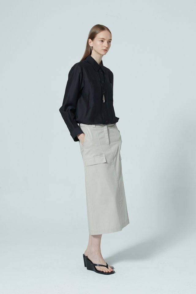 PATCH POCKETS SKIRT