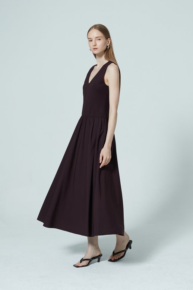 V-NECK MAXI DRESS