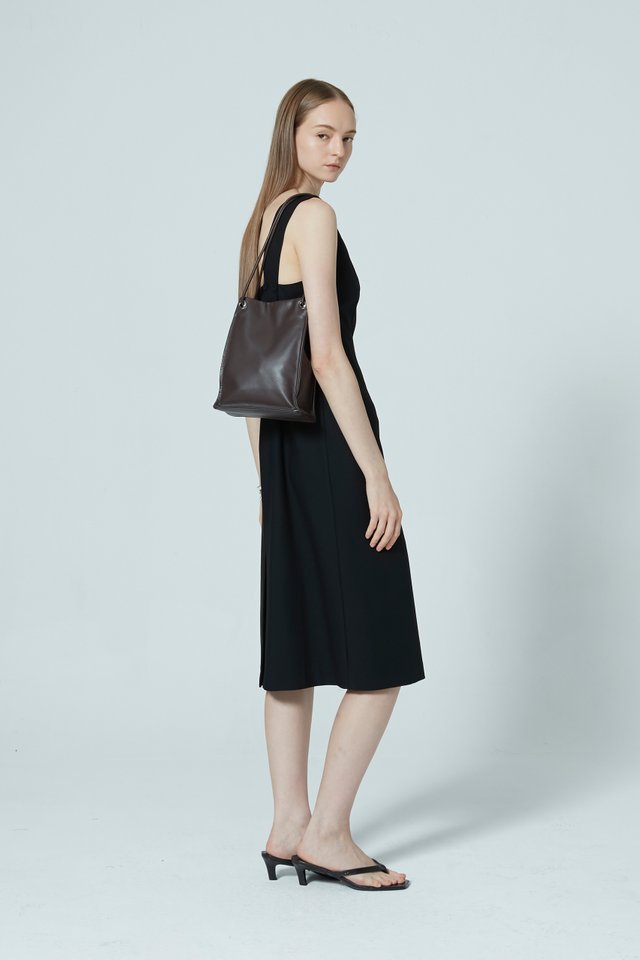 NODI ADJUSTABLE LEATHER BAG