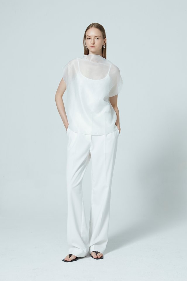 SHEER CURVE TOP WITH INNER