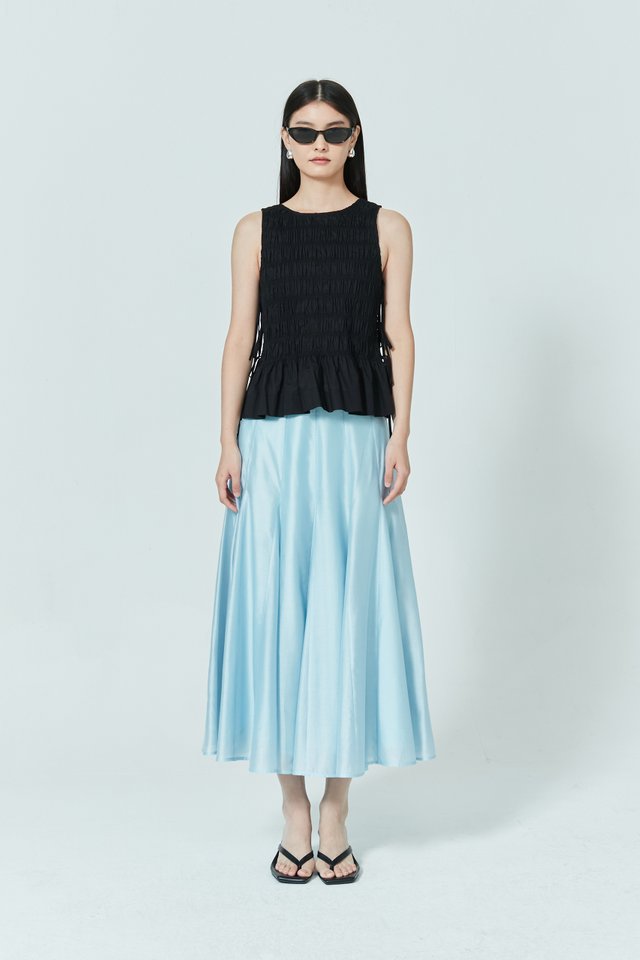 SHIRRED TIE DETAIL TOP