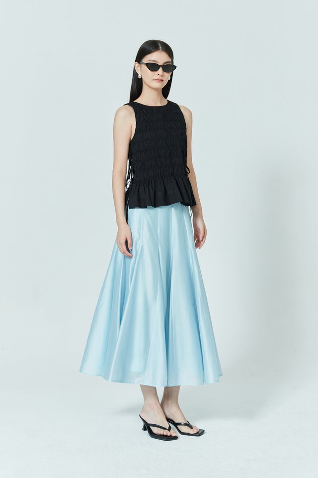 SHIRRED TIE DETAIL TOP