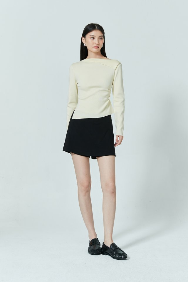 ASYMMETRICAL LONG SLEEVE TOP
