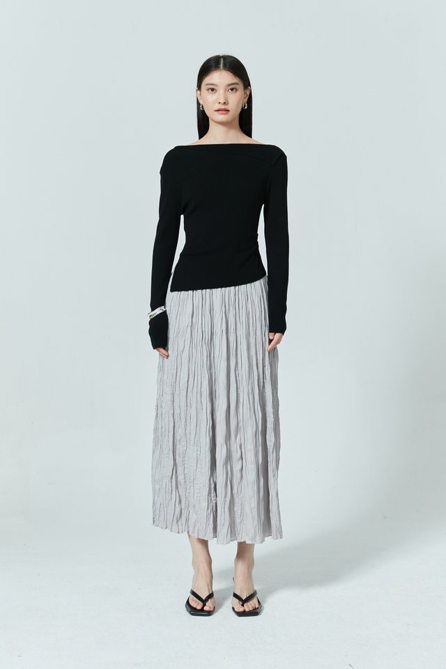 ASYMMETRICAL LONG SLEEVE TOP