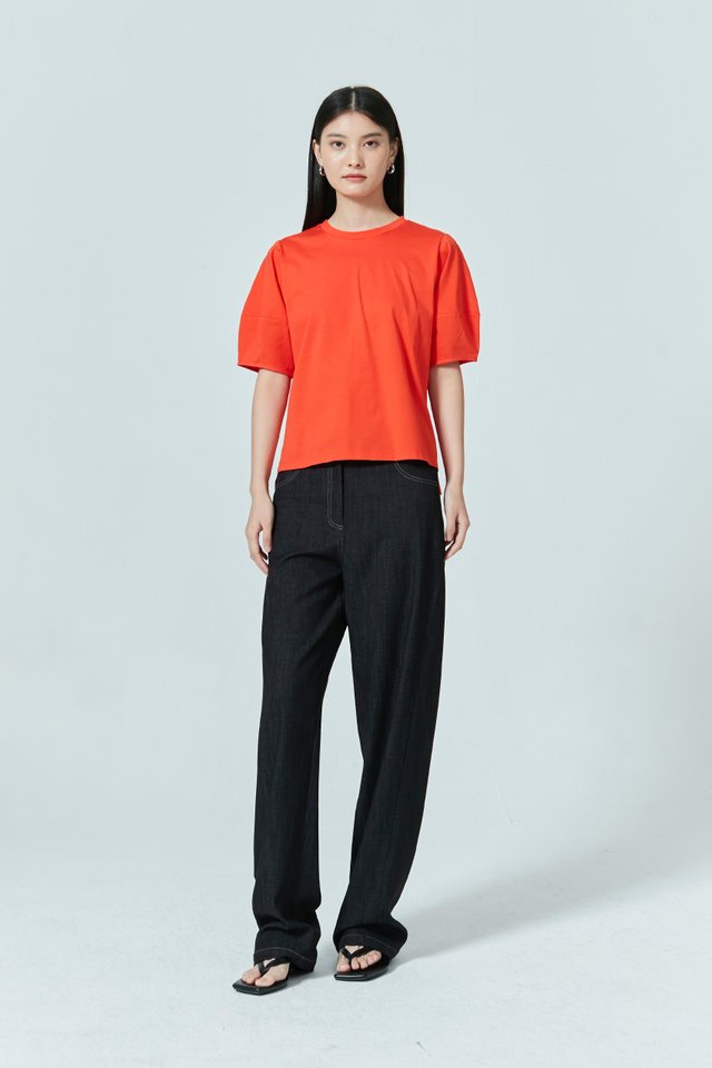 LANTERN SLEEVE T-SHIRT