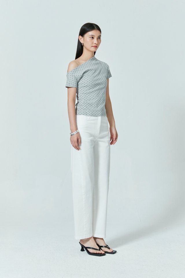 POLKA DOTS OFF SHOULDER TEE