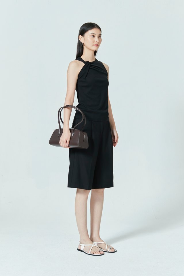 TWISTED DETAIL SLEEVELESS TOP