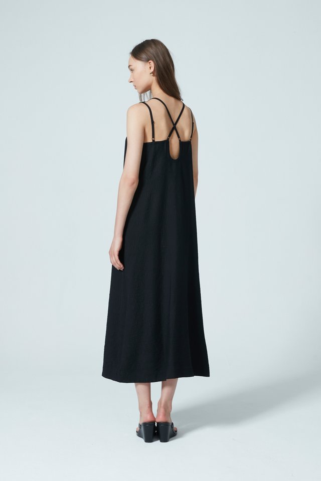 CRINKLE EFFECT MIDI DRESS