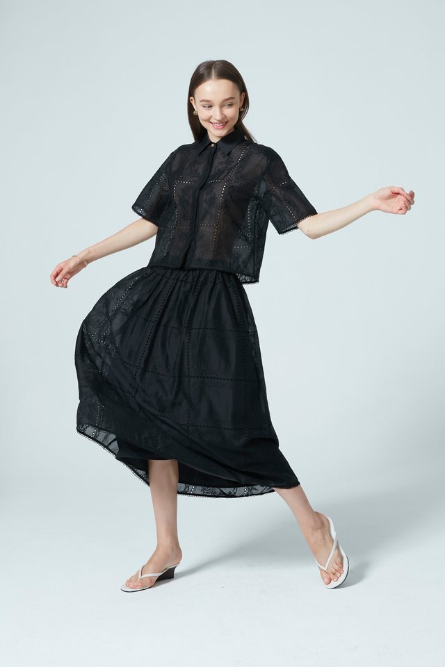 [COMONG SOON] LOIRA EMBROIDERY MIDI SKIRT