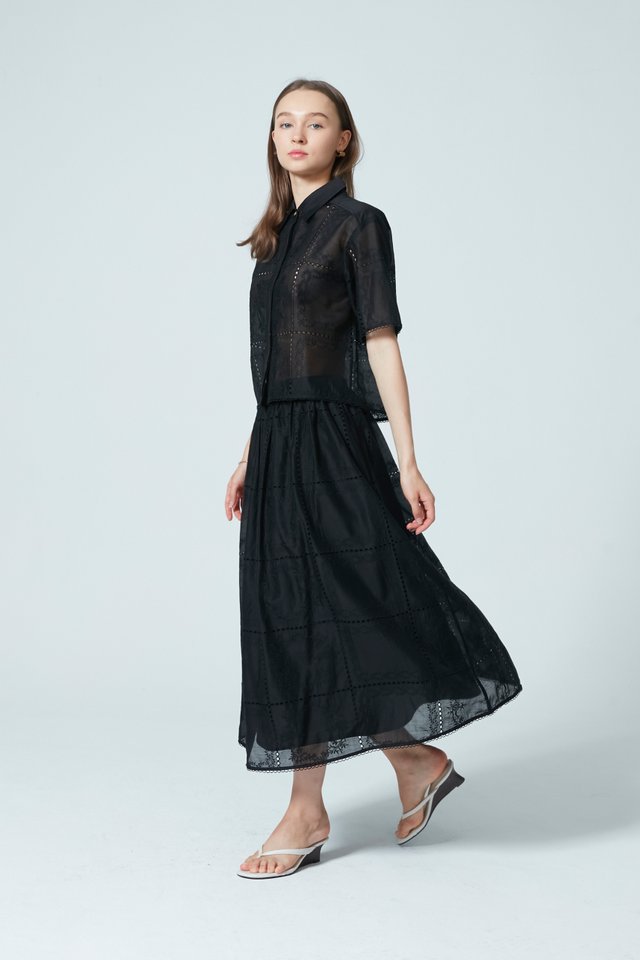 [COMONG SOON] LOIRA EMBROIDERY MIDI SKIRT