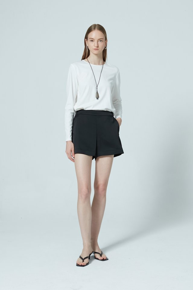 SATIN PULL ON SHORTS