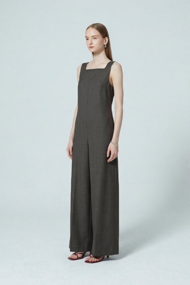 SQUARE NECK JUMPSUIT