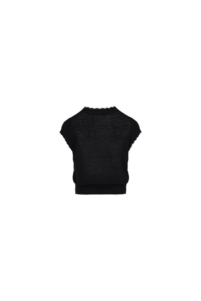 CONTRAST TRIM KNIT TOP