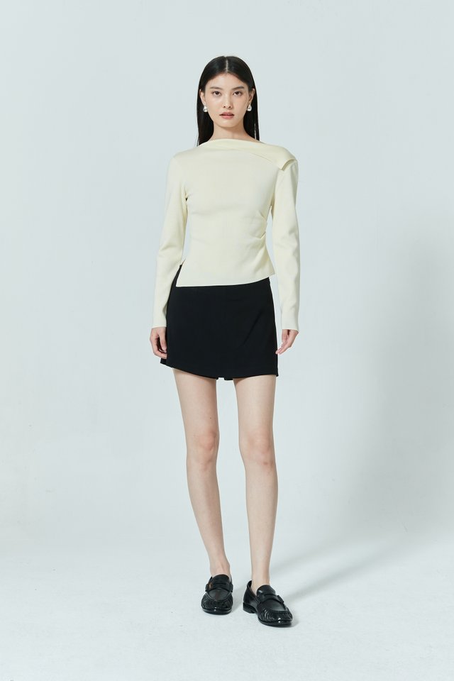 ASYMMETRICAL LONG SLEEVE TOP