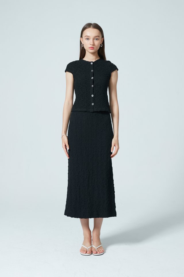 CRINKLED BUTTON FRONT TOP