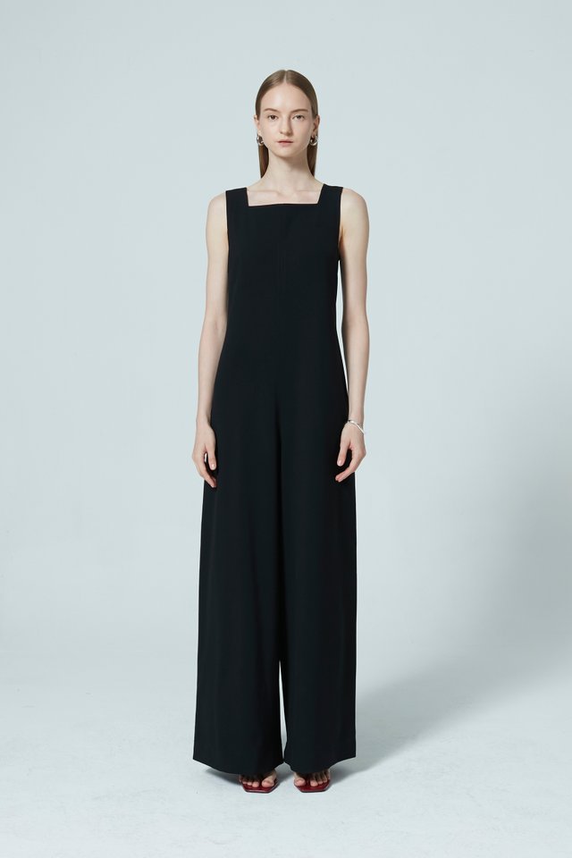 SQUARE NECK JUMPSUIT