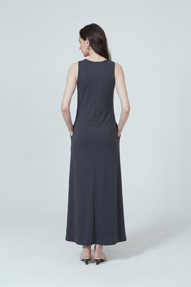SCOOP NECK JERSEY DRESS