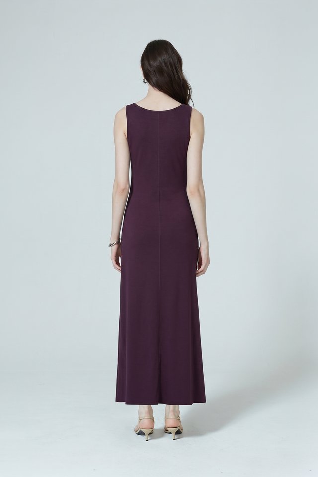 SCOOP NECK JERSEY DRESS