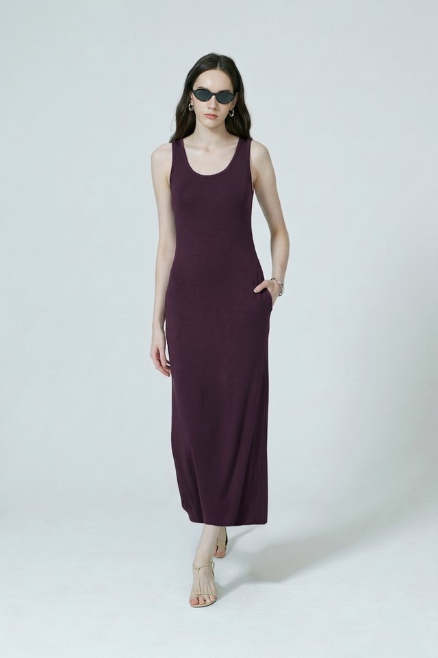 SCOOP NECK JERSEY DRESS