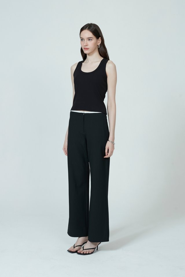 SCOOP NECK TANK TOP