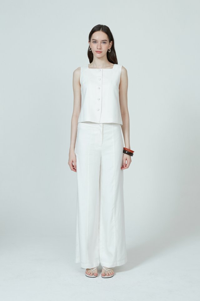 BOXY SQUARE NECK TOP