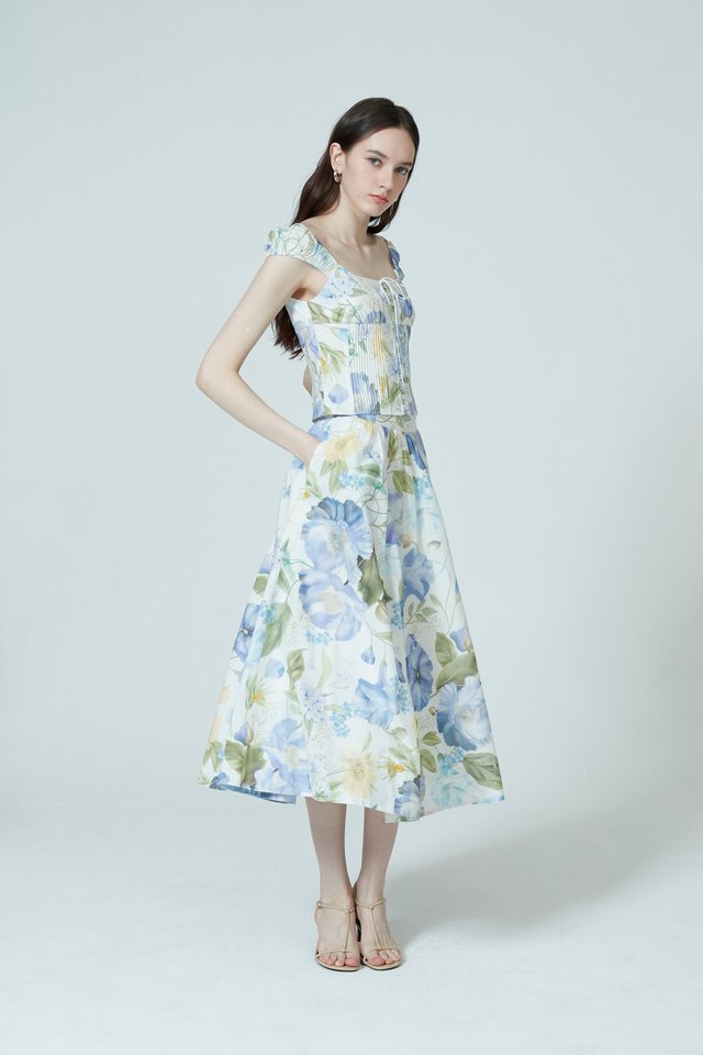 FLORAL RUCHED STRAP TOP