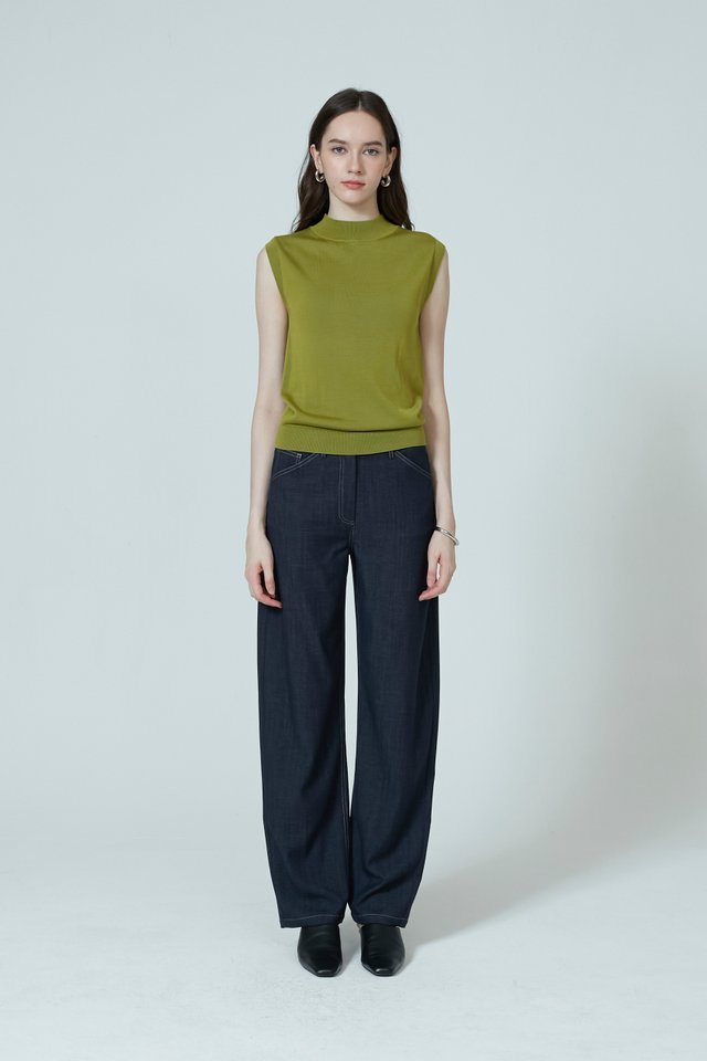 MOCK NECK SHELL TOP