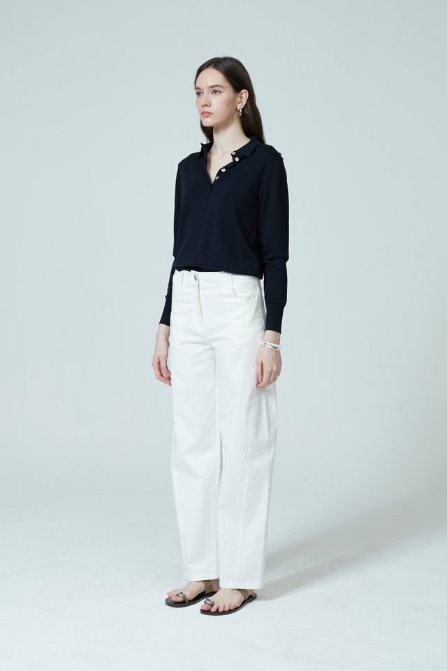 COLLARED KNIT TOP