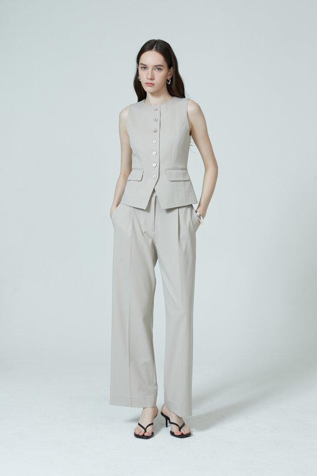 PLEATED STRAIGHT PANTS