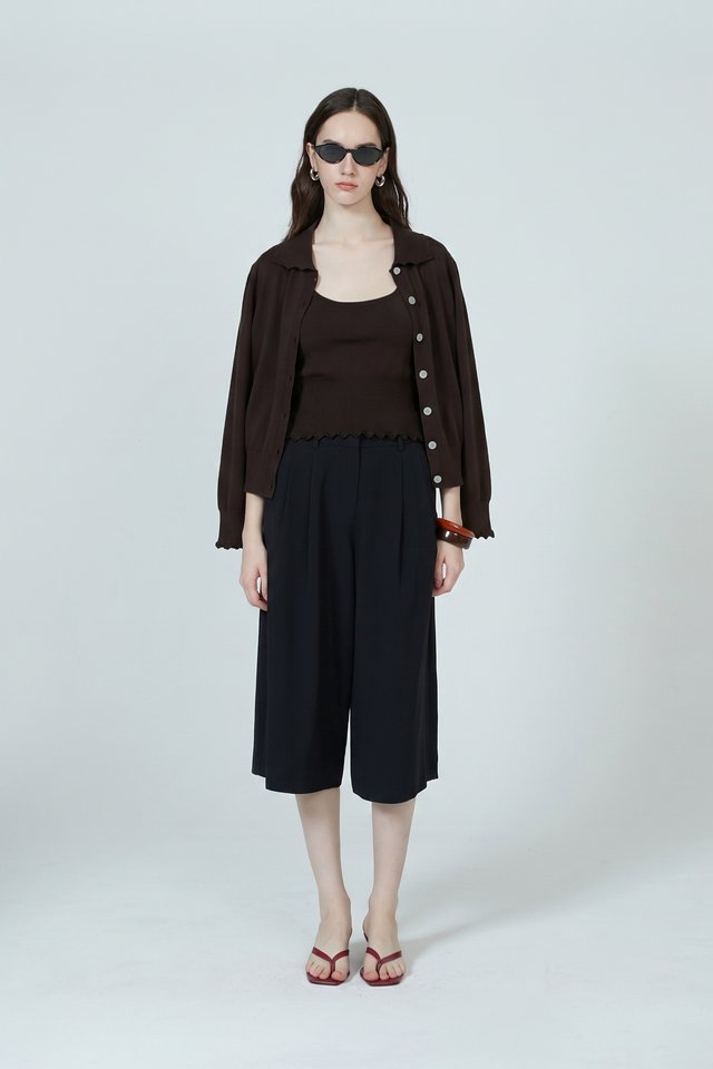 SCALLOP TRIMMED CARDIGAN