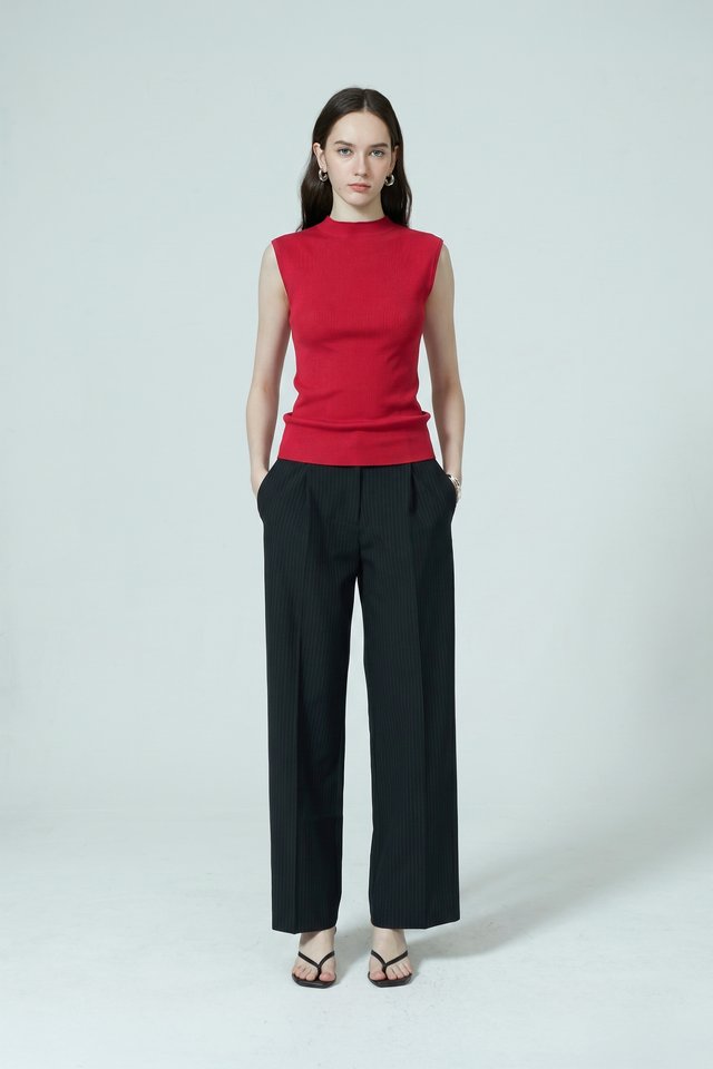 MOCK NECK KNIT TOP